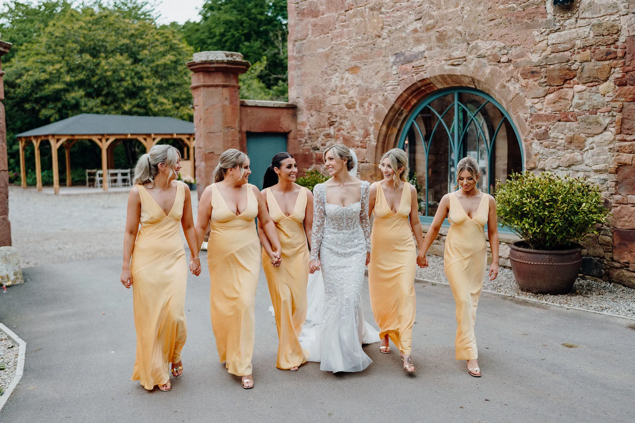 Your Wedding image 6